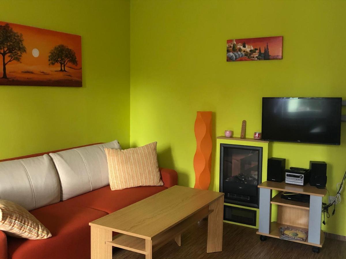 Karlov Pod Pradedem Apartmany Orbit Bagian luar foto